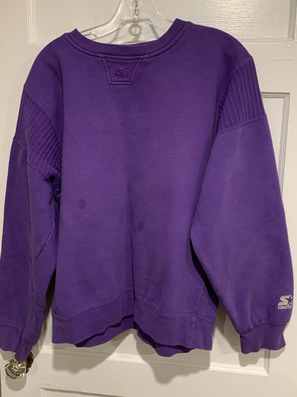 Vintage 1990s Starter Sport Purple Textured Shoulders Crewneck Sweatshirt Medium